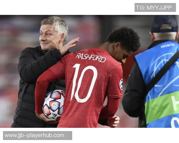 莱比锡大胜那不勒斯5-1帽子戏法引发全场狂欢与数据分析