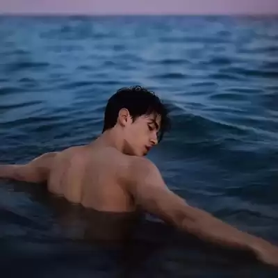 康杰秀